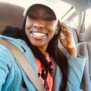 Meet your Posher, Ariana